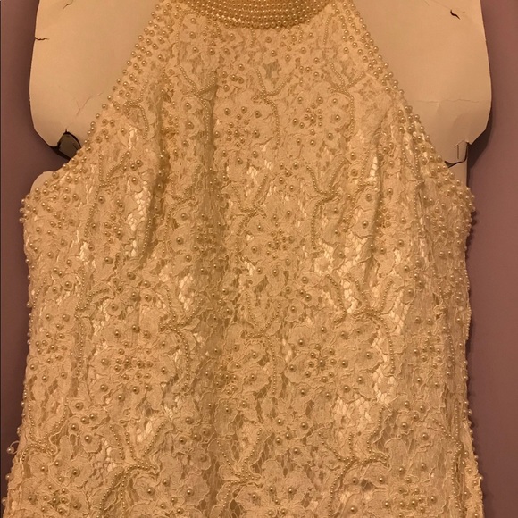 Wedding Gown Ivory Lace and Pearls - Picture 2 of 8